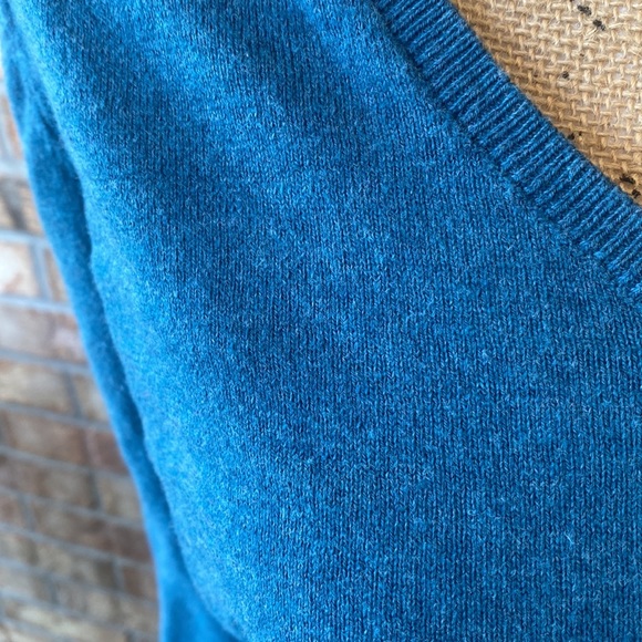 Loft Sweater - Picture 4 of 4